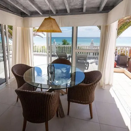 A Dream Right On The Beach No 2 Villa